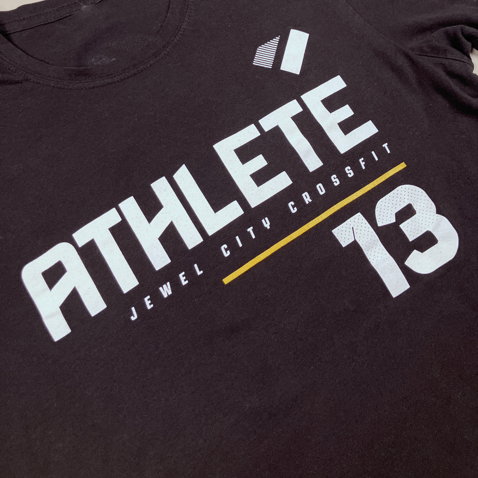 Athlete — front-detail