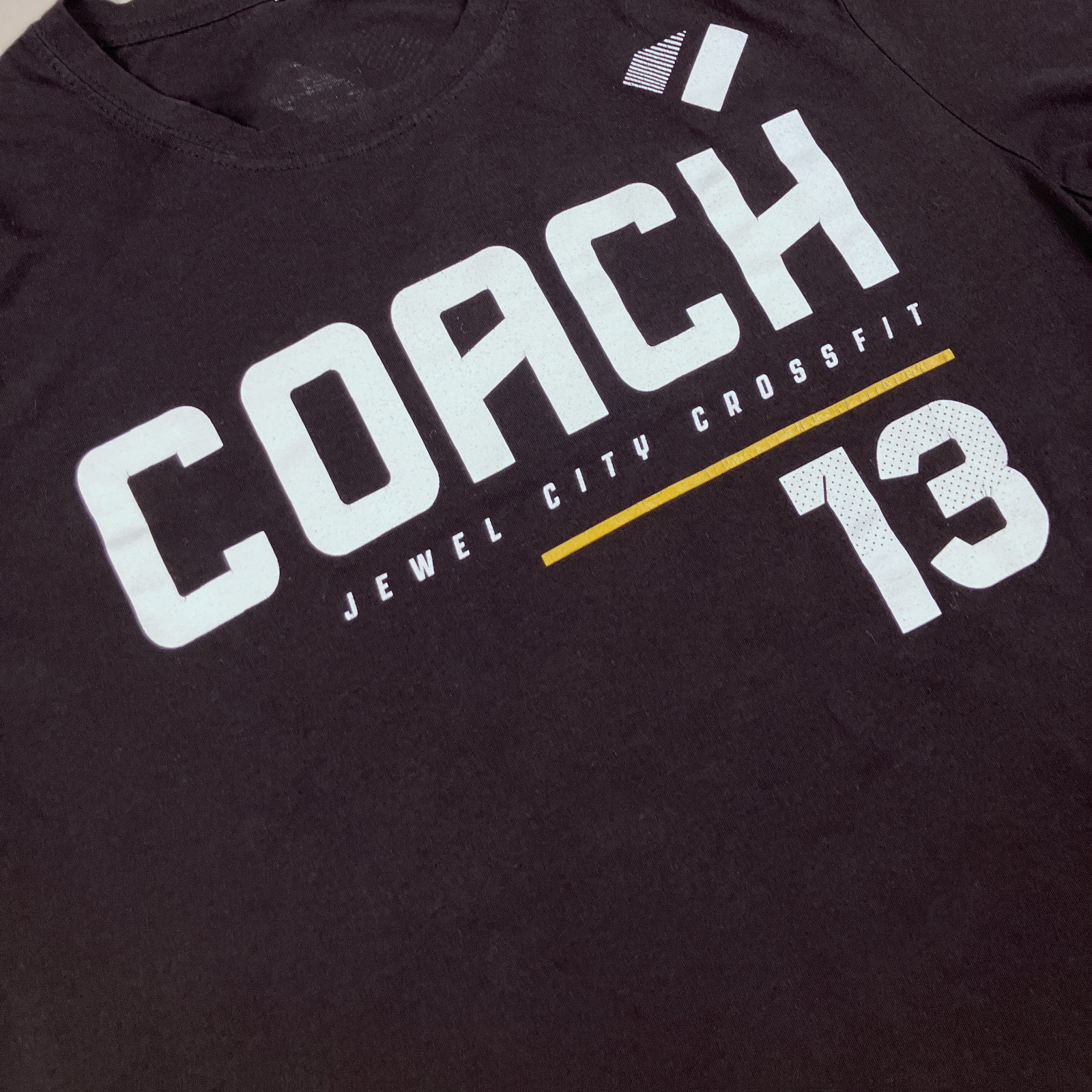 Coach — front-detail